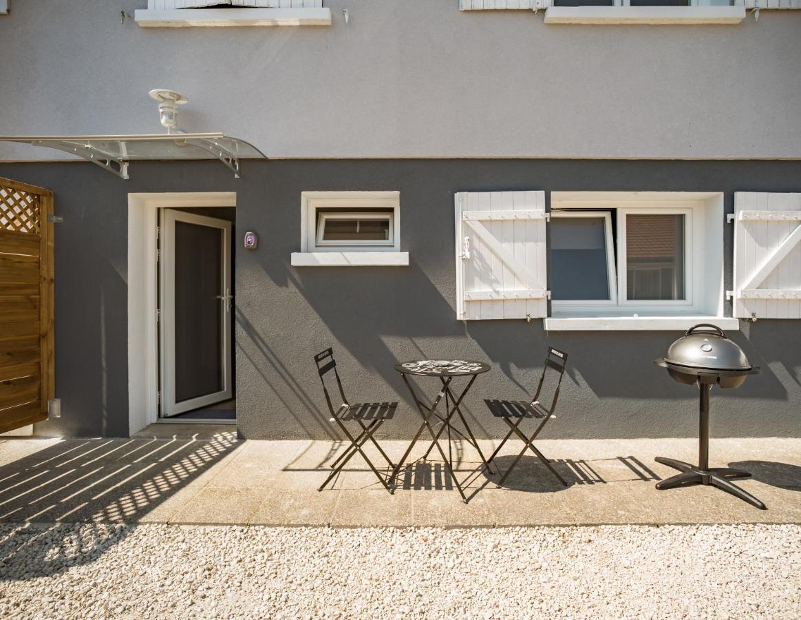 Apartament Le Cosy - Providence - Parking - Terrasse Troyes Zewnętrze zdjęcie